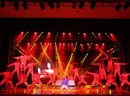 Buskers Ambabari – Best Contemporary Dance Class in Jaipur