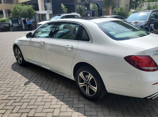 Mercedes Benz E Class Car Hire In Bangalore || 8660740368