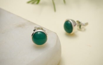 The Ultimate Guide to Buying a Wholesale Green Gemstone Ring