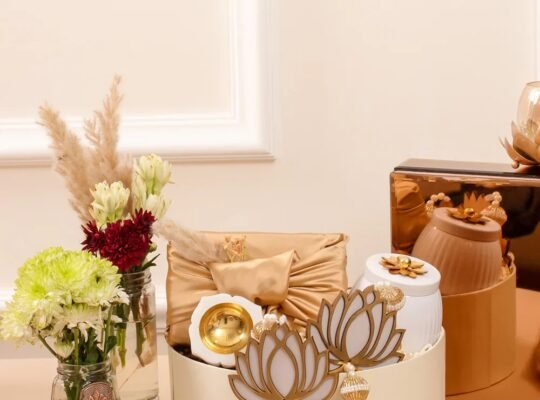 Buy Diwali Corporate Gift Hampers for Employees & Clients 2025