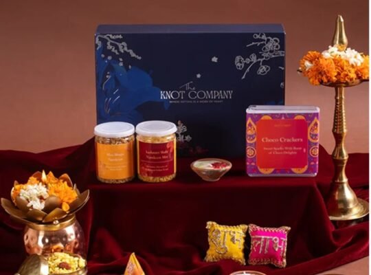 Buy Diwali Corporate Gifts for Employees & Clients