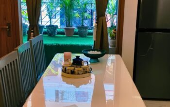 2 Bhk Serviced Apartment in C.R Park