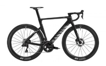 2026 Canyon Aeroad CFR Di2 Road Bike (WAREHOUSEBIKE)