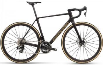 2026 Cervélo R5 Red AXS Road Bike (KINGCYCLESPORT)