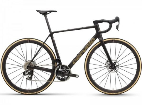 2026 Cervélo R5 Red AXS Road Bike (KINGCYCLESPORT)