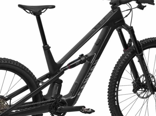 2025 Canyon Spectral:ONfly CF 8 Mountain Bike (INDORACYCLES)