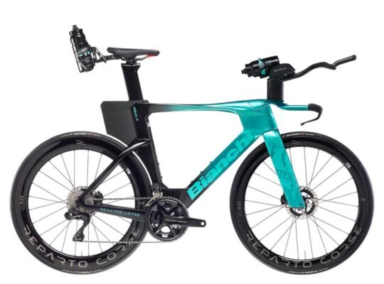 2026 Bianchi Aquila RC Shimano Dura-Ace Di2 Carbon Triathlon Bike (WORLDRACYCLES)