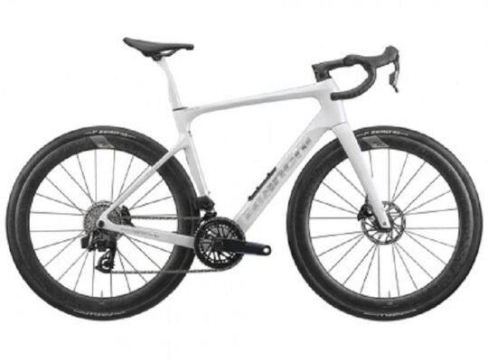 2026 Bianchi Infinito Pro FORCE ETAP AXS E1 PWM Road Bike (KINGCYCLESPORT)