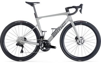 2026 BMC Roadmachine 01 TWO Road Bike (CENTRACYCLES)