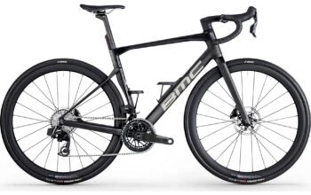 2026 BMC Roadmachine 01 THREE (WIEKBIKE)