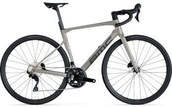 2026 BMC Roadmachine THREE (WIEKBIKE)