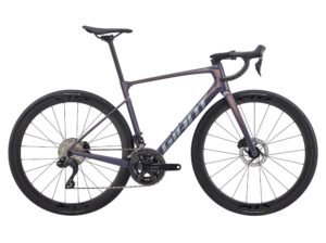 2026 Giant Defy Advanced 0 Endurance Road Bike (MONKEYCYCLESHOP)