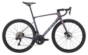 2026 Giant Defy Advanced 0 Endurance Road Bike (MONKEYCYCLESHOP)
